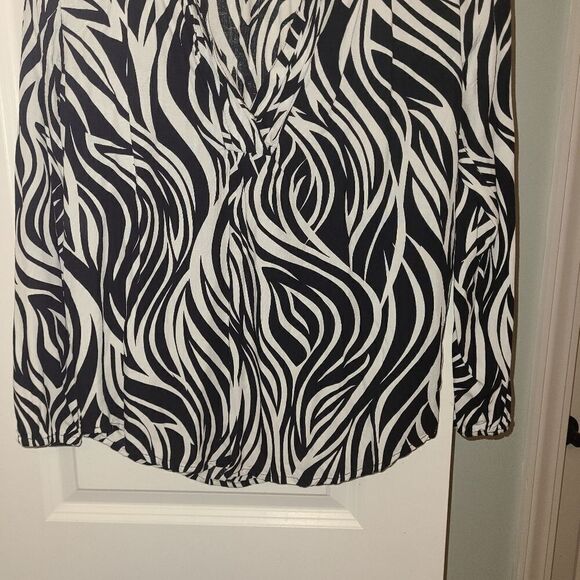 Escapada Zebra Print Blouse - Picture 5 of 9